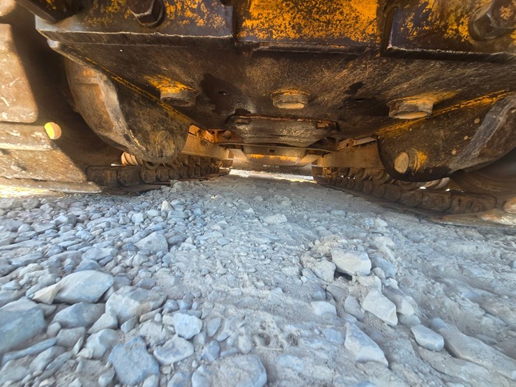 caterpillar-d3-image-54