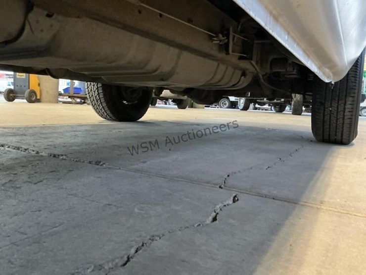 1999-ford-cargo-image-27
