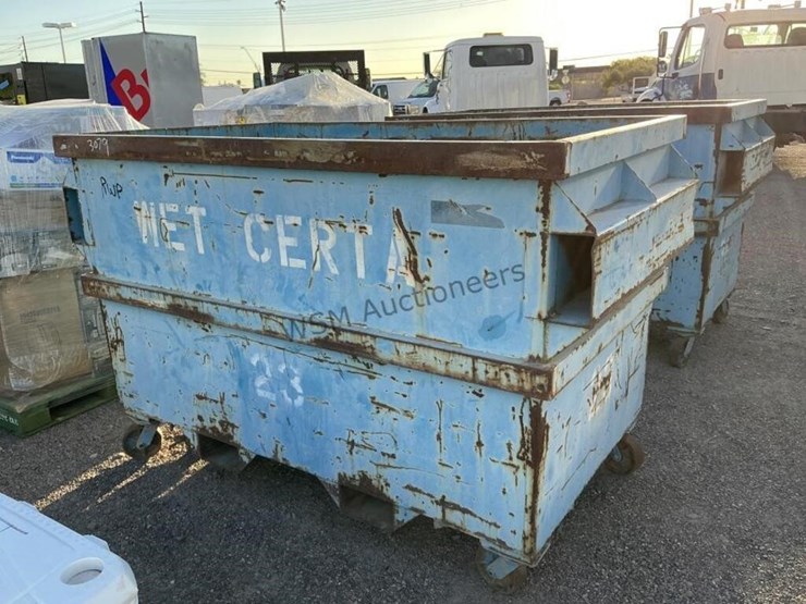 steel-dumpster-w/-fork-pockets-image-2