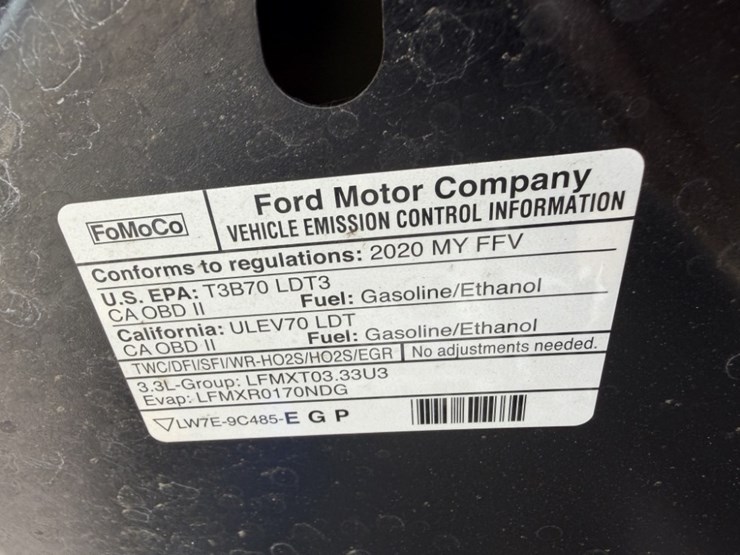 2020-ford-explorer-image-14