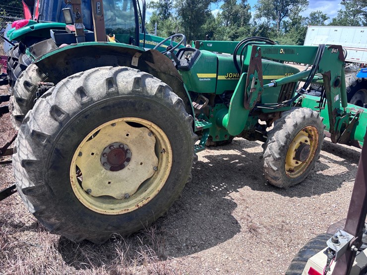 john-deere-5410-image-2