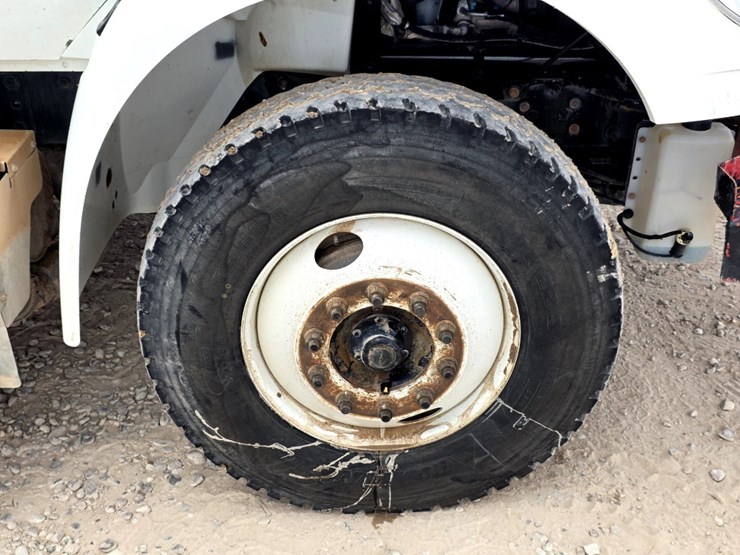 2016-international-durastar-4300-image-19