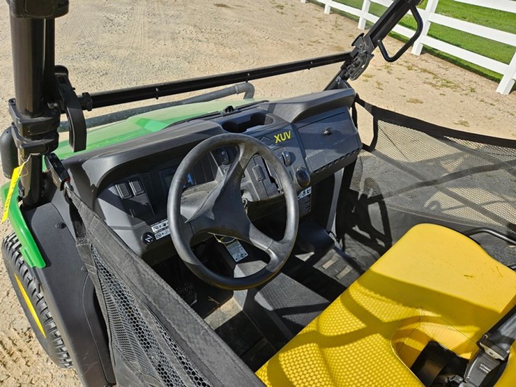 john-deere-gator-image-31