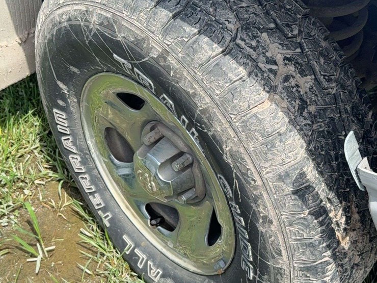 2001-dodge-ram-1500-image-3