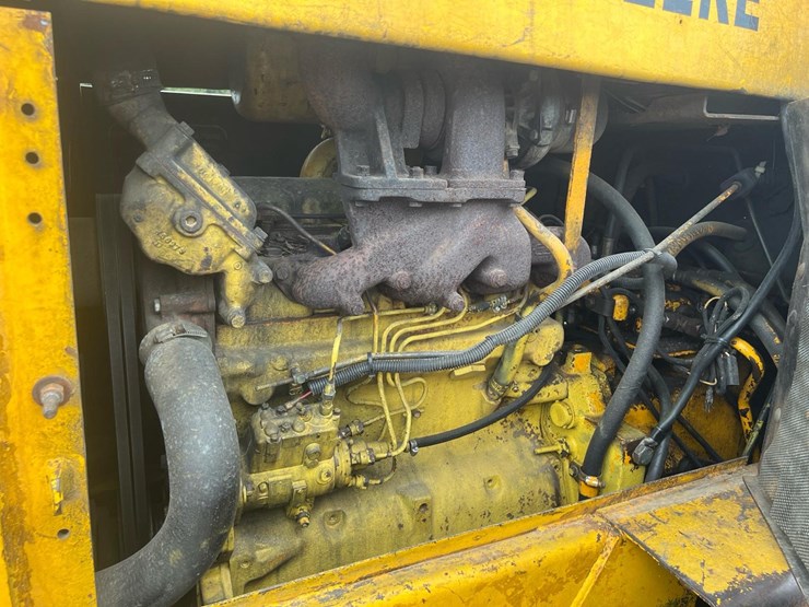 john-deere-440c-image-45