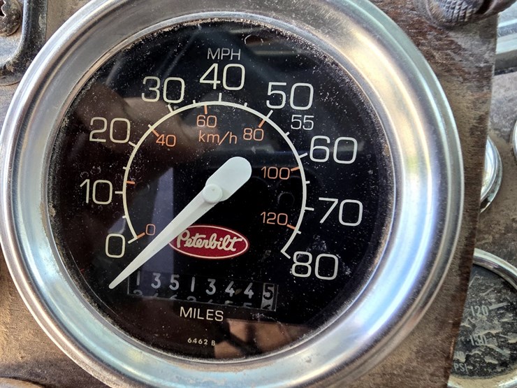 1998-peterbilt-379-image-19