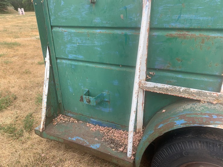 stock-trailer-image-20