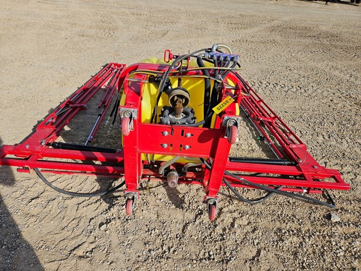 #113-•-3-pt-sprayer-image-14