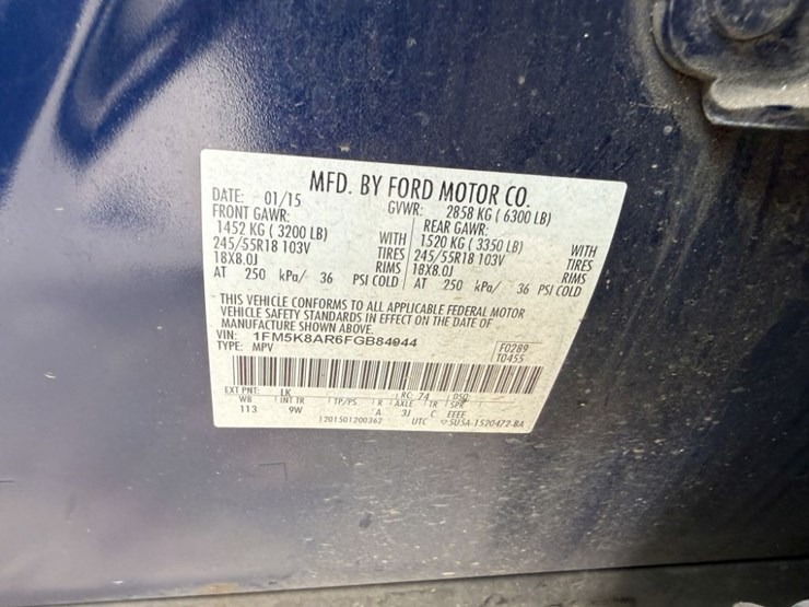 2015-ford-explorer-image-22