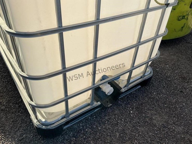 (2)-ibc-transport-totes-image-4