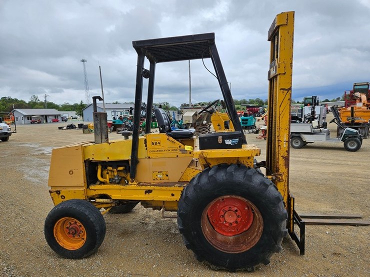 #127-•-case-single-stage-fork-lift-image-6