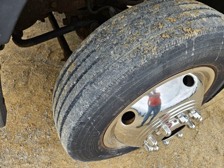 2008-ford-f550-image-10