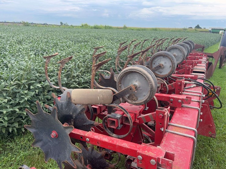 case-ih-183-image-6
