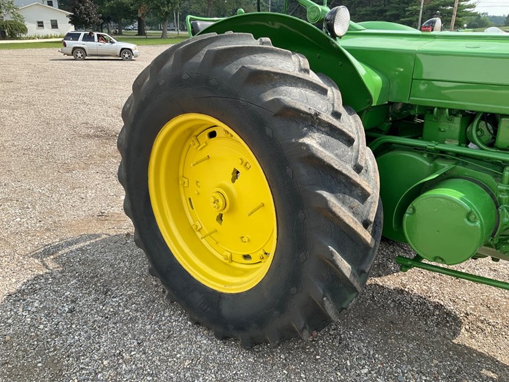 1956-john-deere-80-image-14