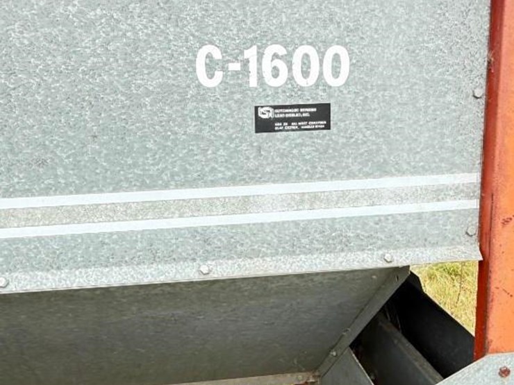 hutch-cleaner-c-1600-grain-cleaner-image-2