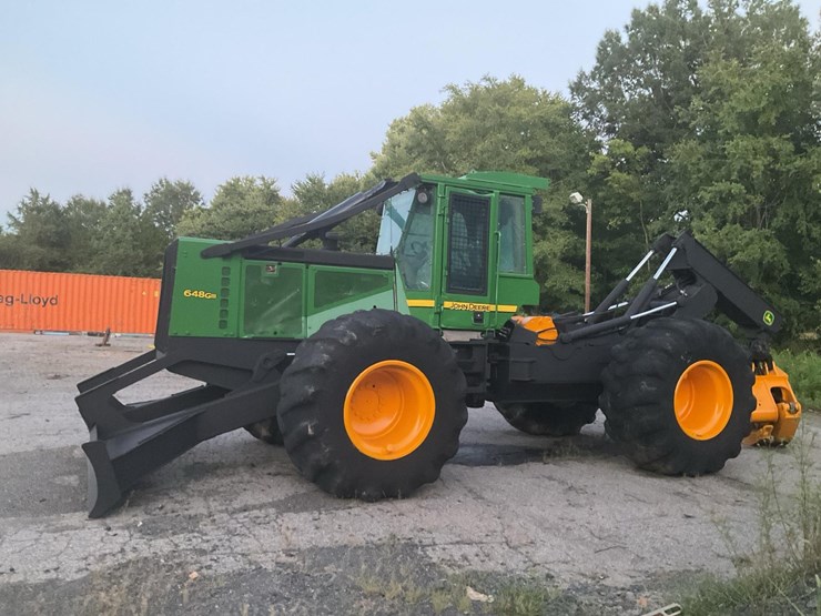 2006-deere-648g-iii-image-4