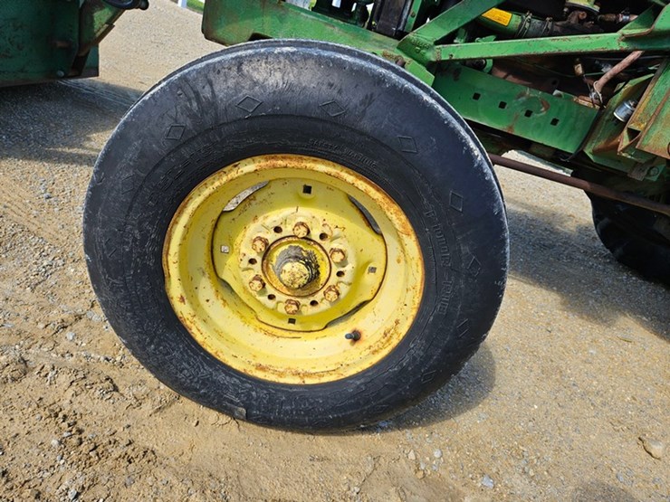 2020-john-deere-2020-image-40