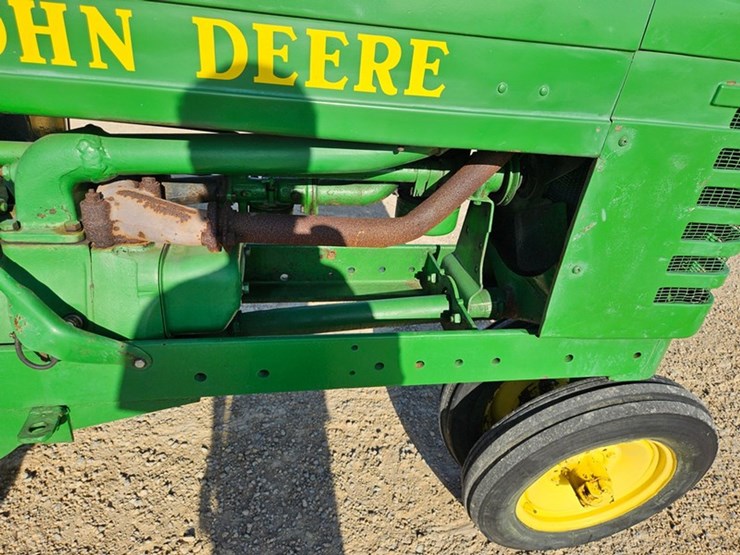 john-deere-b-image-14