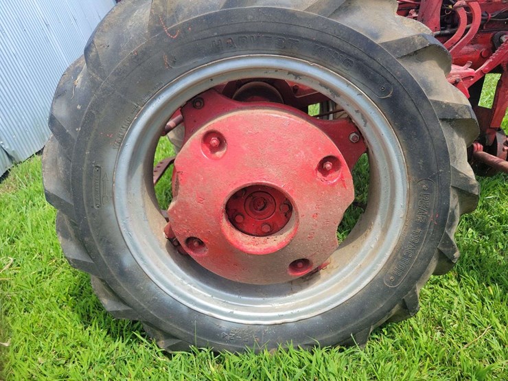 1949-farmall-cub-image-13