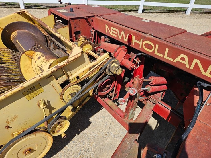 new-holland-770-image-15