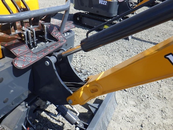 2026-vicsec-22-hydraulic-excavator-image-11