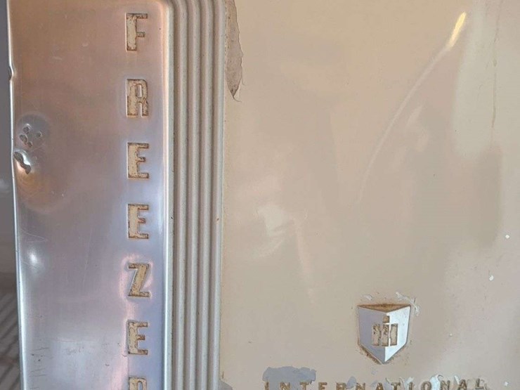 international-harvester-ua-87-refrigerator-image-18