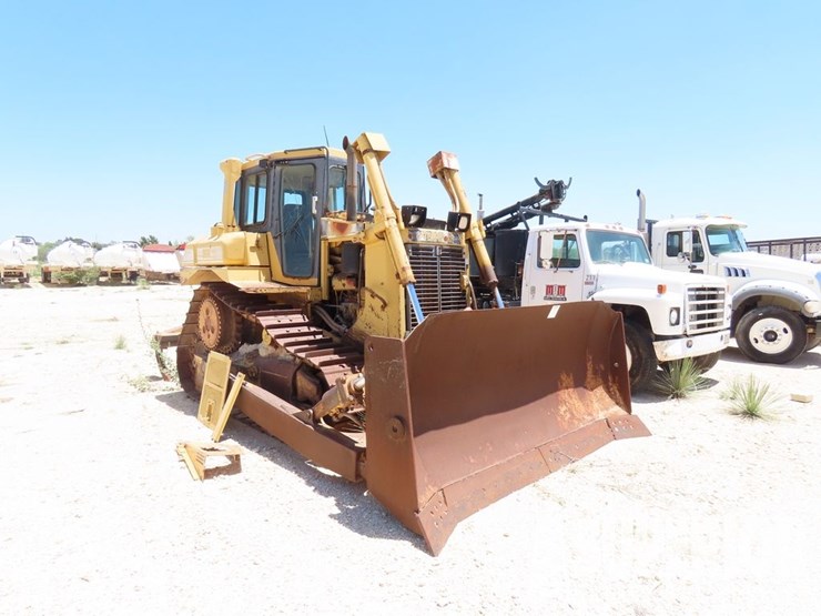 caterpillar-d6r-image-2