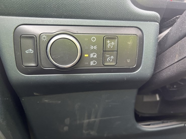 2022-ford-maverick-image-36