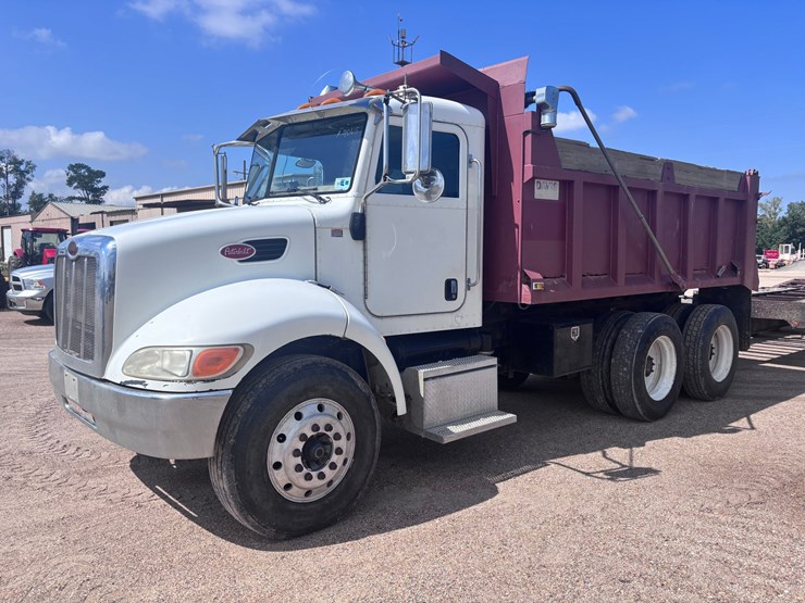 peterbilt-340-image-1