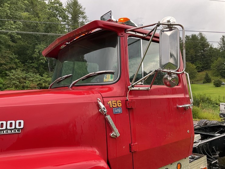 1989-ford-l8000-image-31