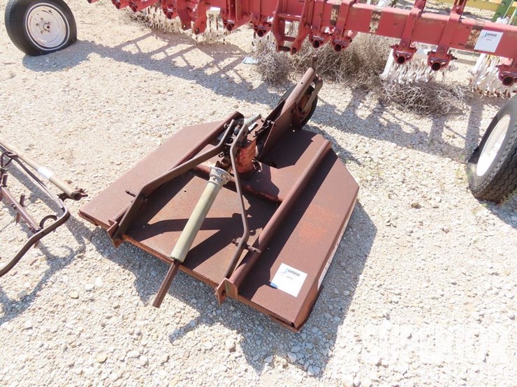 massey-ferguson-8-image-1