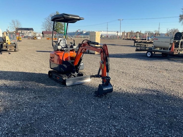#1615-•-ats-me18-mini-excavator---middlebury,-in-image-3