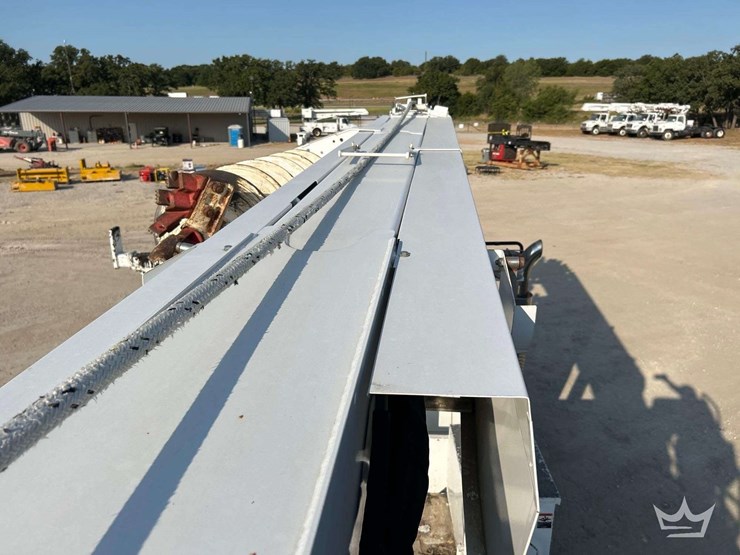 2019-international-workstar-7400-image-40