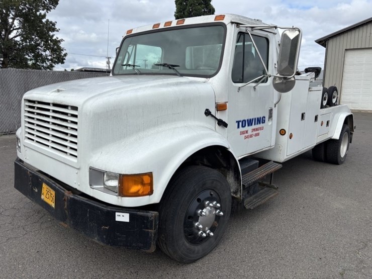 1997-international-4700-image-1