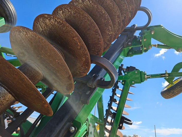 john-deere-2623vt-image-41