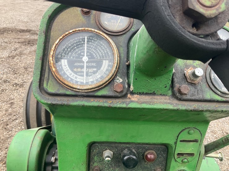 1958-john-deere-730-image-28