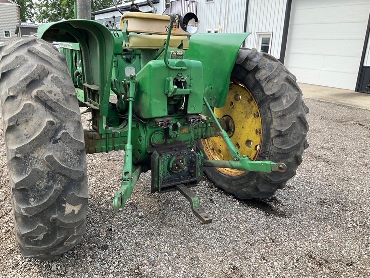 1961-john-deere-4010-image-17