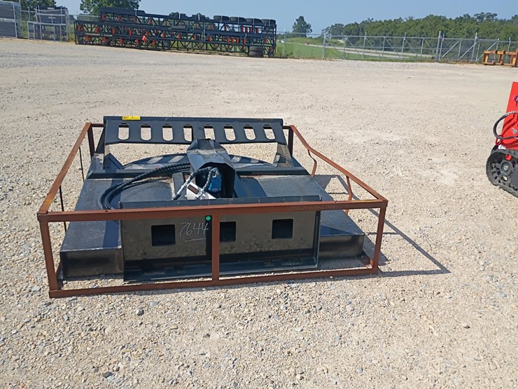 #26108-•-agt-brushcutter-skid-steer-attachment-image-3