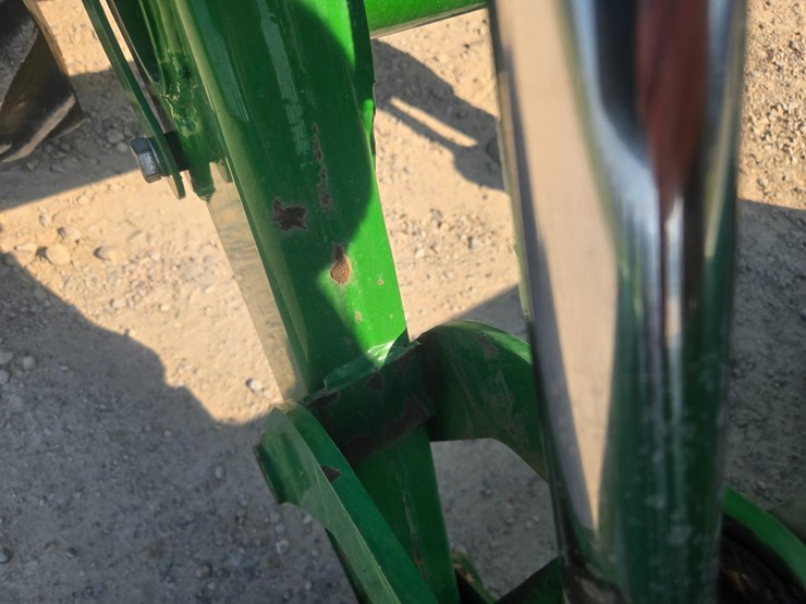 2024-john-deere-5075e-image-74