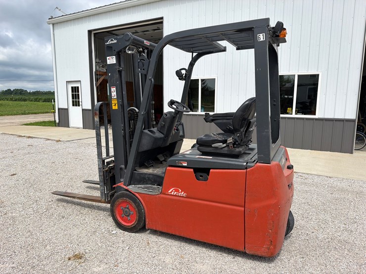 2021-linde-e20-image-3