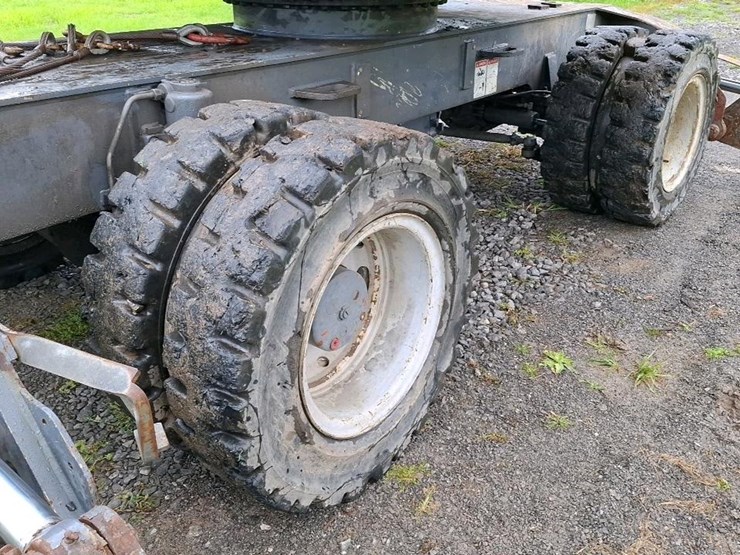 2015-fuchs-mhl320-image-30