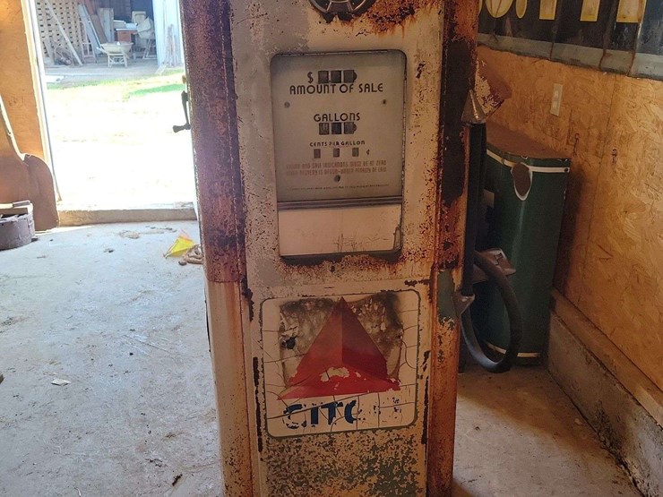 gas-pump-image-5