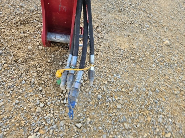 case-ih-l630-image-16