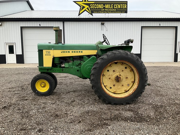 1961-john-deere-730-image-2