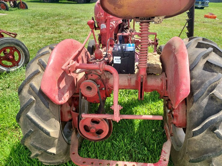 1949-farmall-cub-image-4