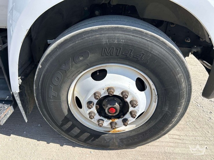 2017-ford-f750-image-33