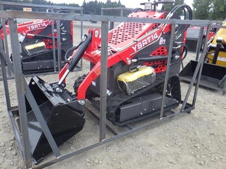 2026-agt-ysrt14-skid-steer-tracked-loader-image-1