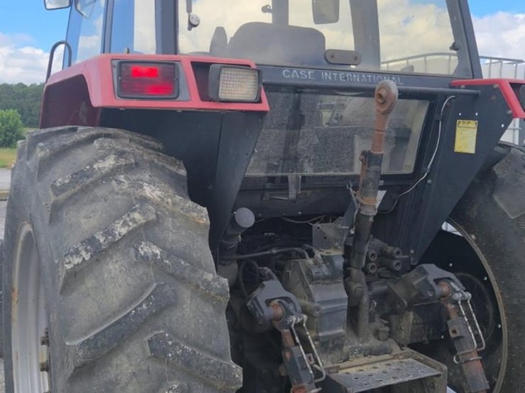 case-ih-5130-image-3