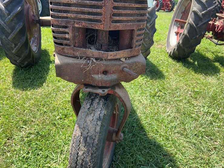 1943-farmall-m-image-6