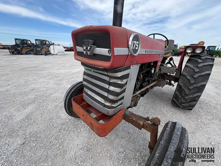 massey-ferguson-175-image-15